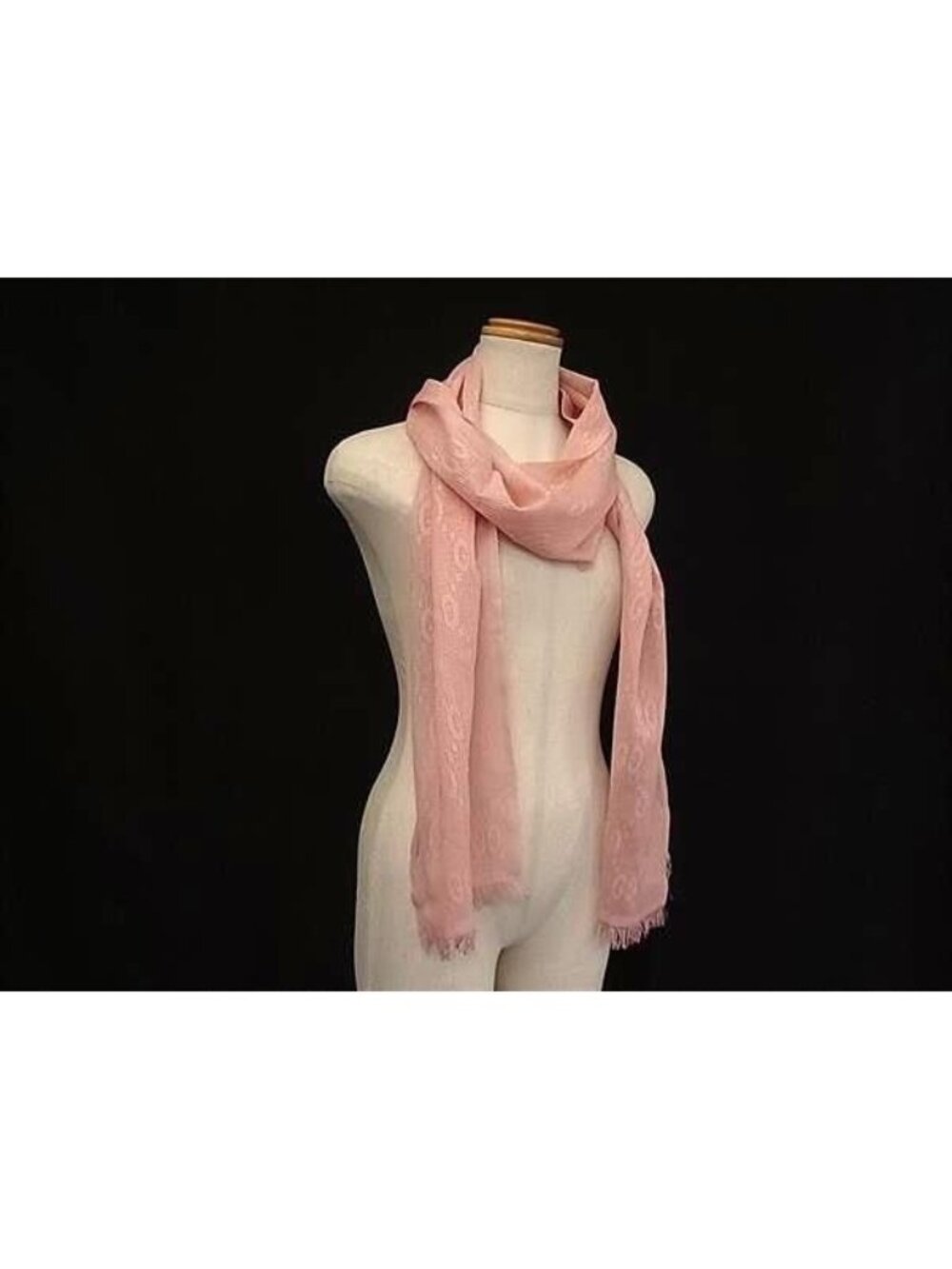 Gucci GG Pattern 52% Wool Silk 48% Shawl Pink Scarf
